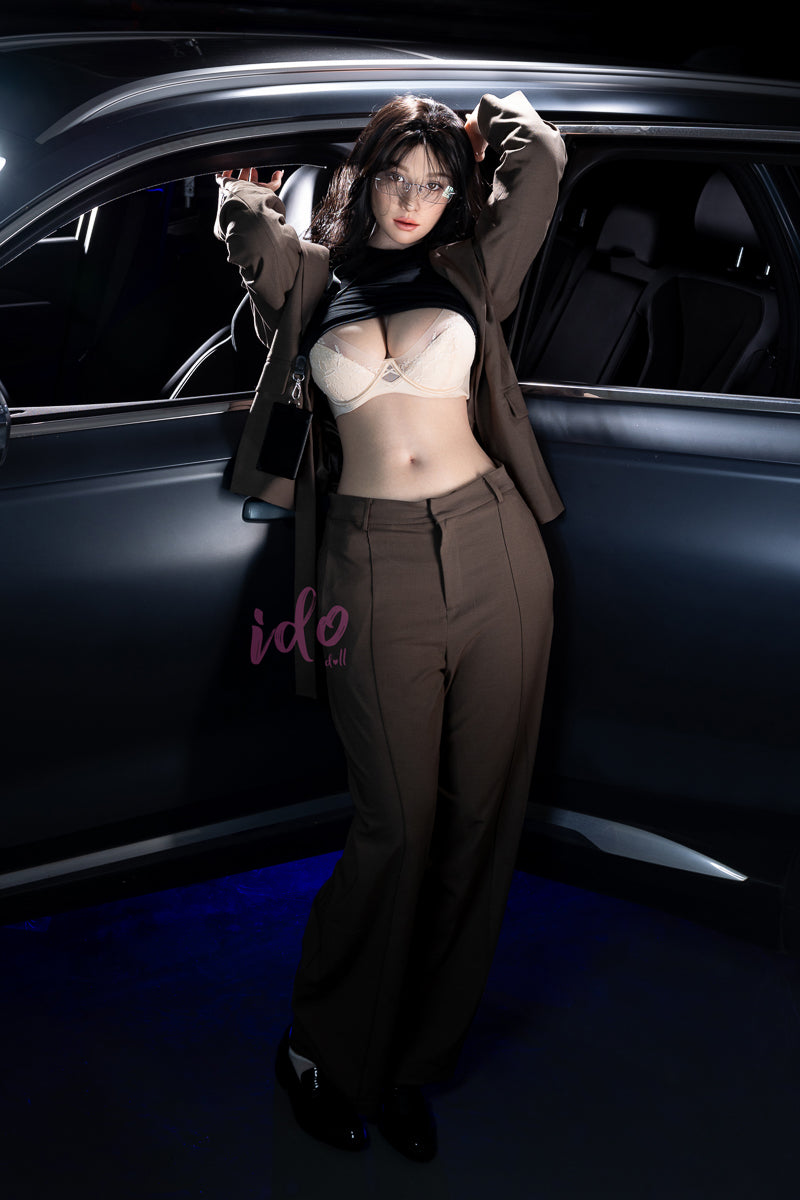 IDO Doll 170cm Full Silicone “Boss Lady” – Black-Haired Executive Seductress